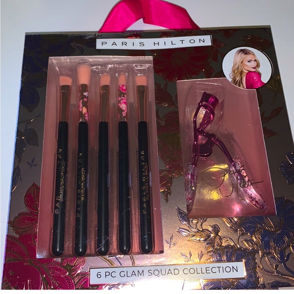 💖🖤 Paris Hilton 6-Piece Glam Squad Collection – Floral-Themed Brushes - Picture 2 of 4